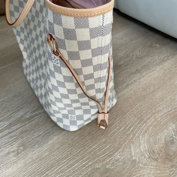 Authentic Louis Vuitton Neverfull MM Azur Rose Ballerine Tote Bag - Picture 8 of 9